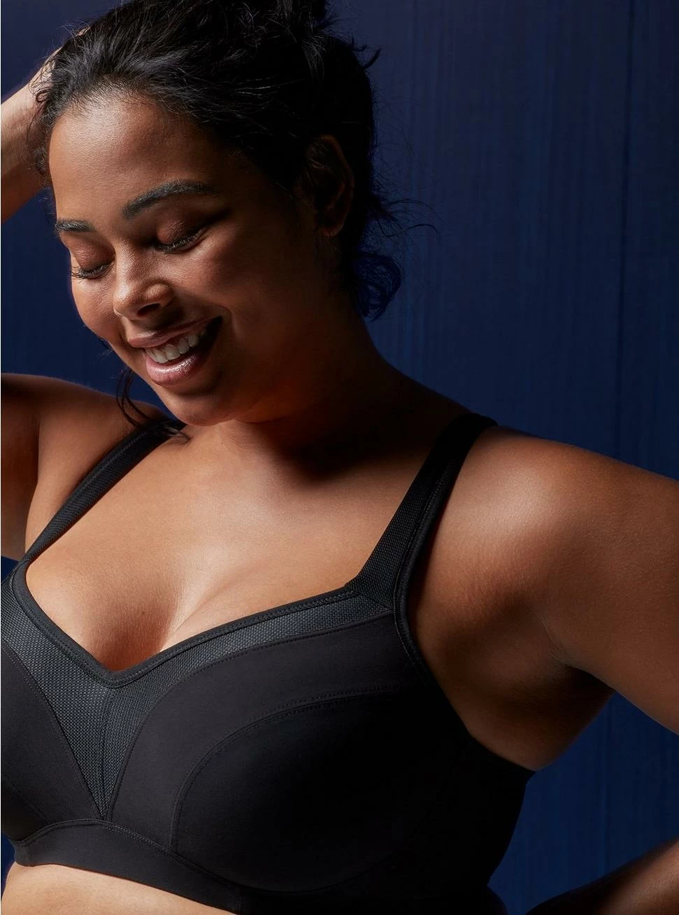 TORRID Mid Impact Underwire Solid Active Sports Bra - Image 6