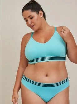 TORRID Seamless Smooth Mid-Rise Thong Sporty Panty