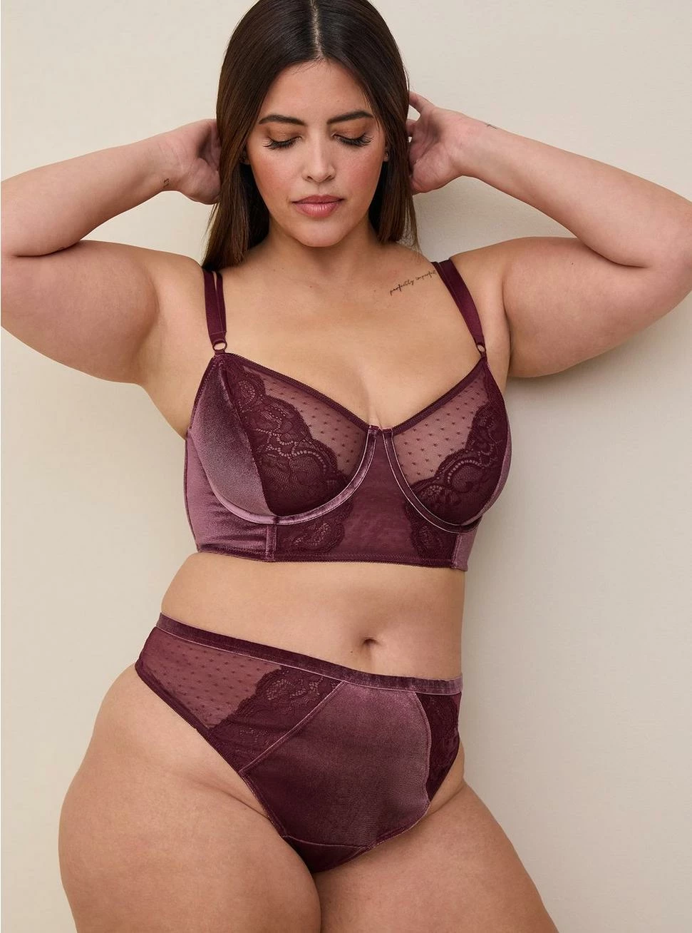 Null Velour And Lace Underwire Bra - Image 3