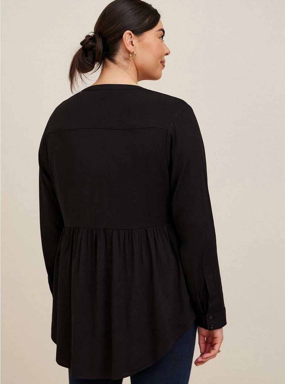 TORRID Emma Babydoll Rayon Slub Lace Trim Tunic Top - Image 3