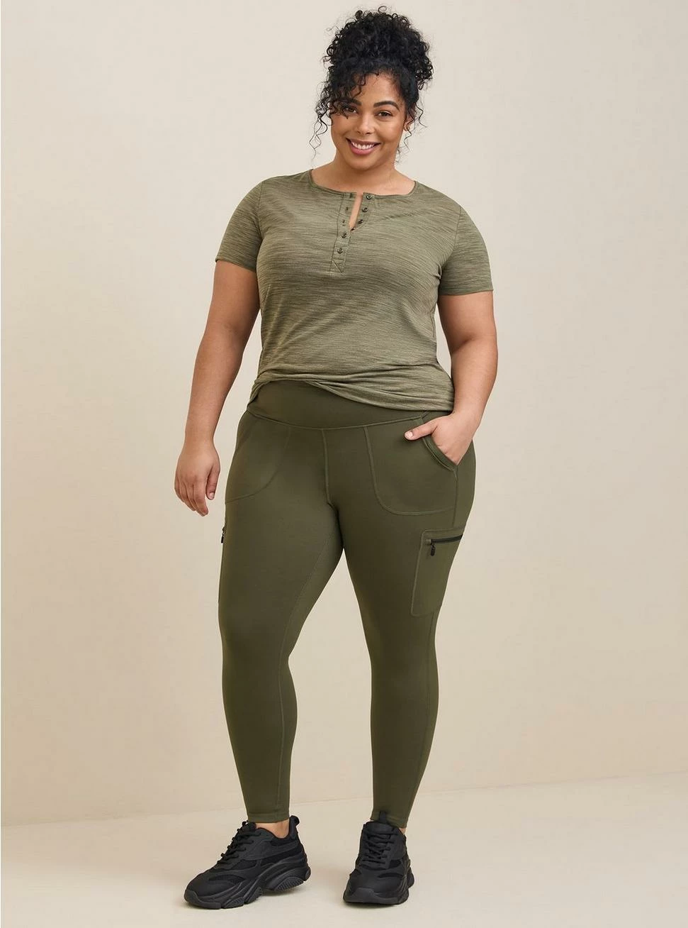 HAPPYCAMPER Happy Camper Performance Core Full Length Active Legging With Cargo Pocket