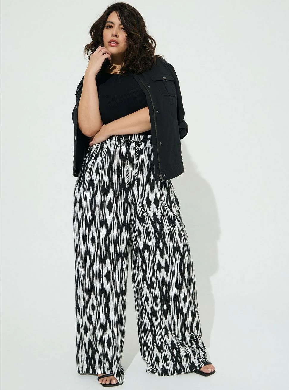 TORRID Pull-On Wide Leg Stretch Challis High-Rise Pant