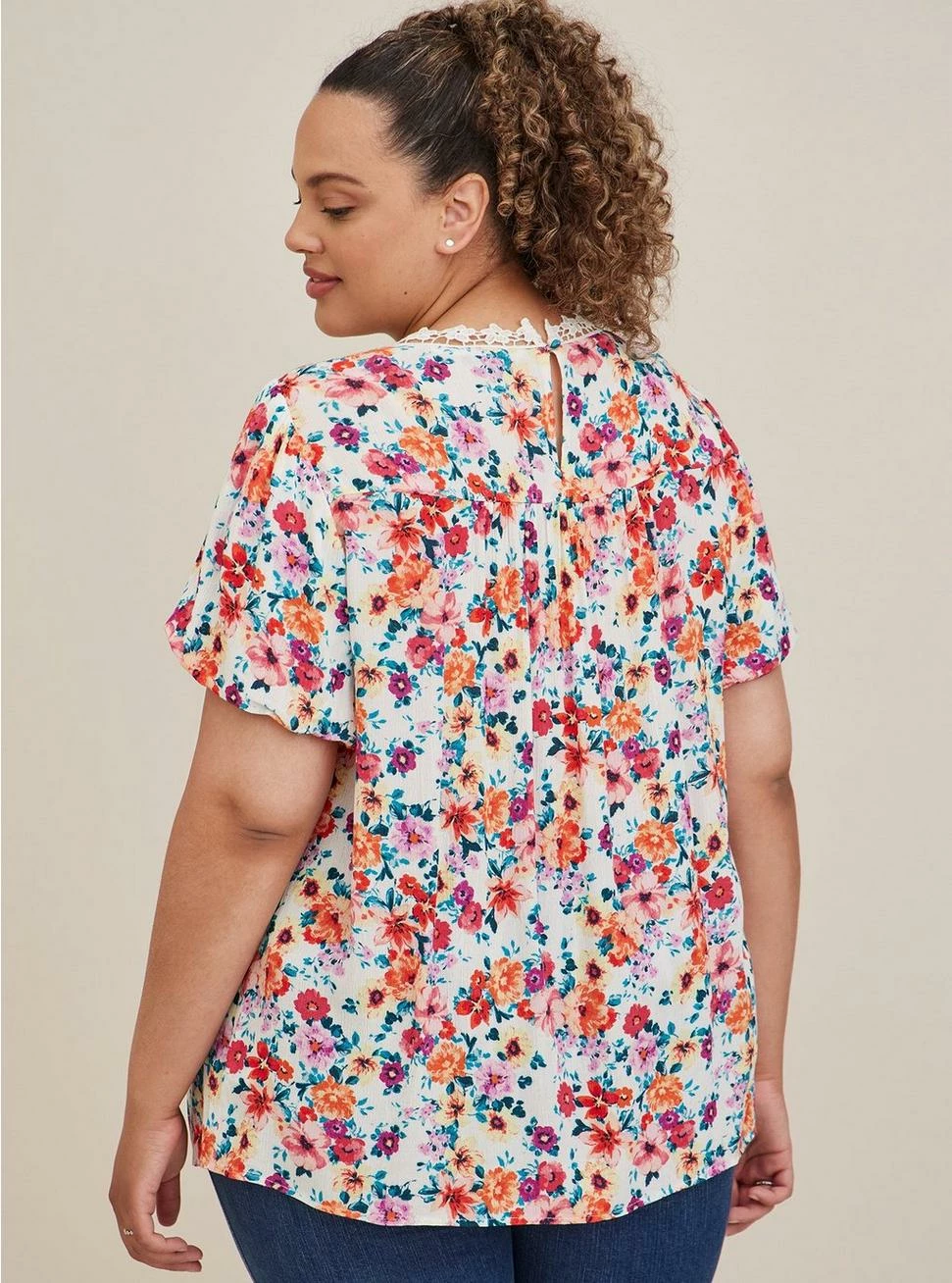 TORRID Crinkle Gauze Crochet Detail Top - Image 4