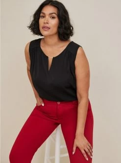 TORRID Studio Crepe De Chine Woven Metal Keyhole Tank