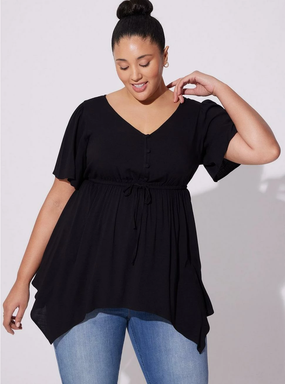 TORRID Rayon Slub Sharkbite Babydoll Flutter Sleeve Top