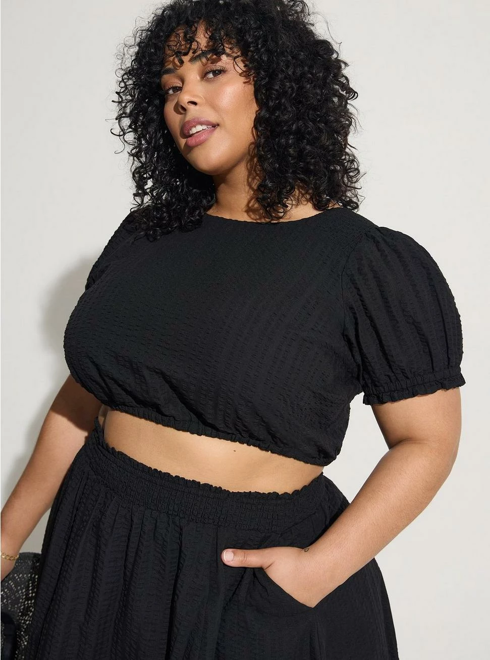 TORRID Midi Seer Sucker Smocked Skirt Set - Image 2