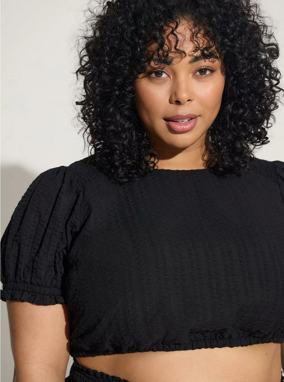 TORRID Midi Seer Sucker Smocked Skirt Set - Image 4