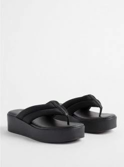TORRID Puffed Flip Flop (WW)